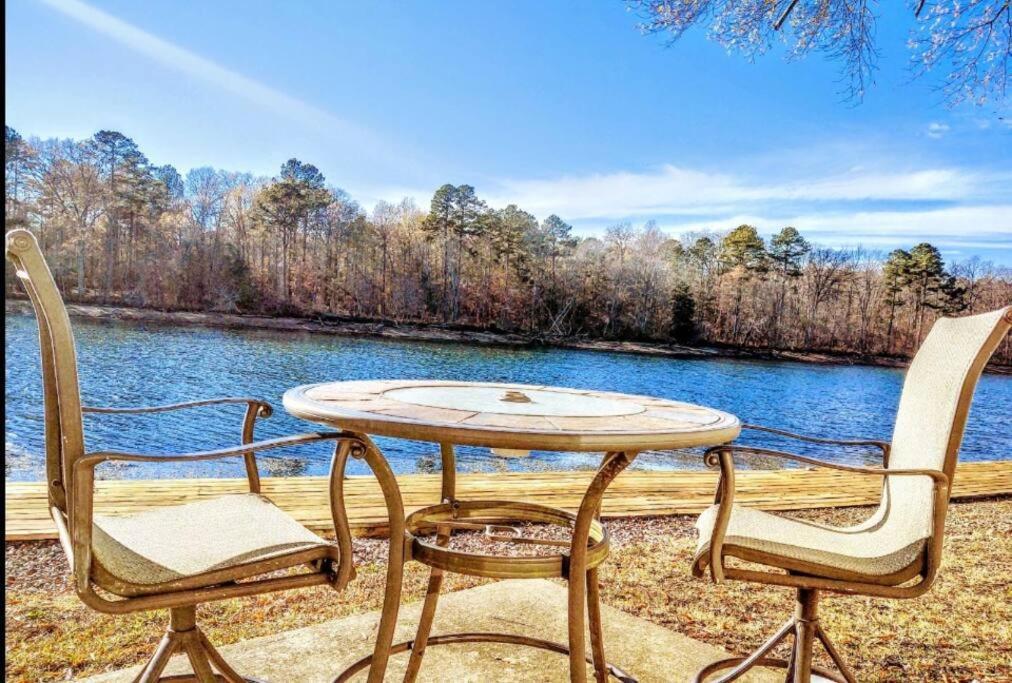 Lakefront Casita - Perfect For Couples Or Families Hot Springs Exterior photo